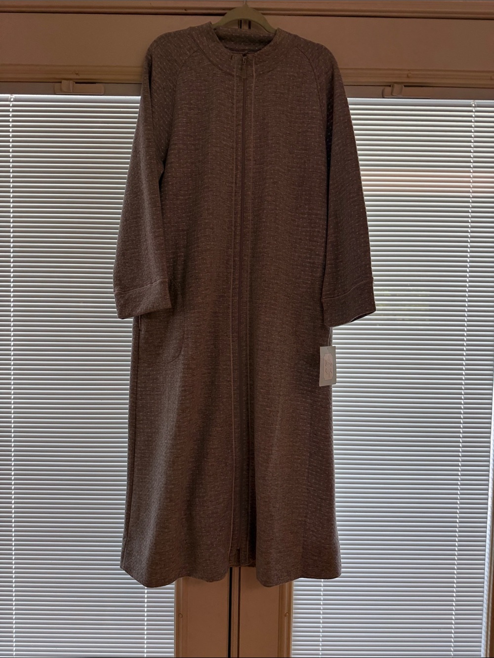 Long Zip-Front Robe - Grey/White NWT